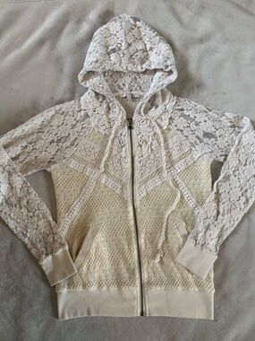 Miss Me Lace Crochet Zip Hoodie Boho Ivory Cream Fitted Hooded Jacket Medium